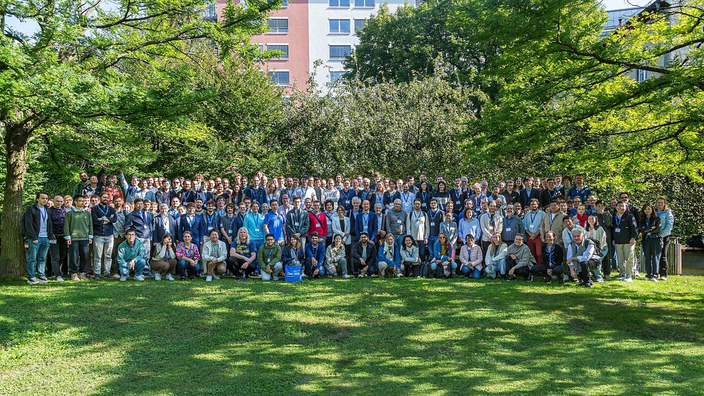 IQOQI Innsbruck celebrates 20 years of quantum excellence - quantA : Quantum Science Austria