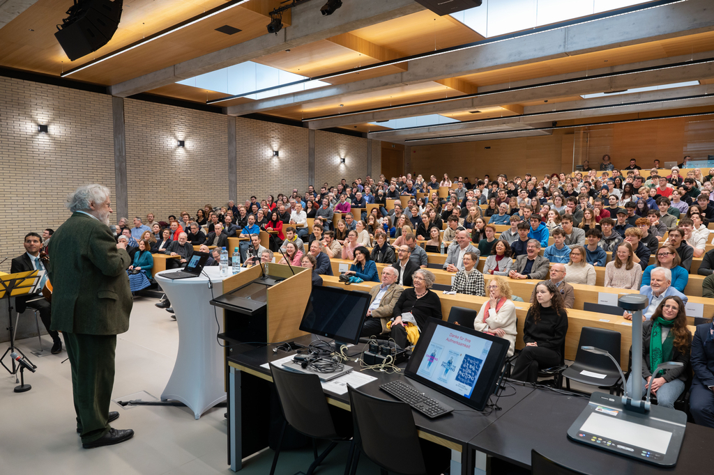 Nobel Laureate Anton Zeilinger Inspires future scientists at JKU Linz - quantA : Quantum Science Austria